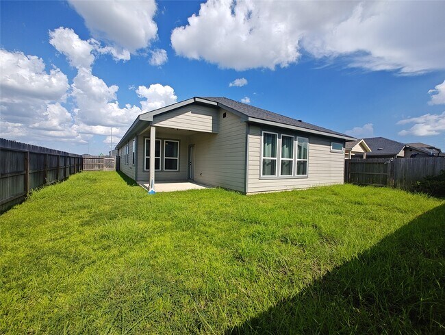 Building Photo - 7802 Winter Hawk Cir