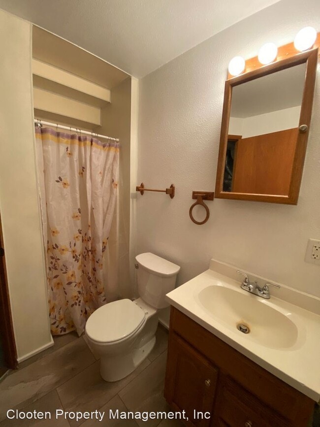 Building Photo - 4 br, 2 bath House - 2112 East Avenue D