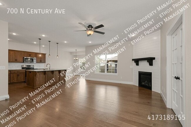 Building Photo - 700 N Century Ave