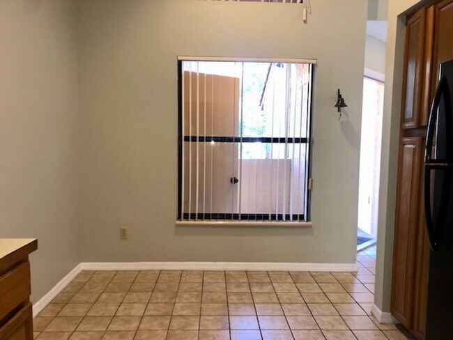 Building Photo - Available for move in February 2026!! Nice corner 2bed/2bath condo on 2nd floor with a spacious b...