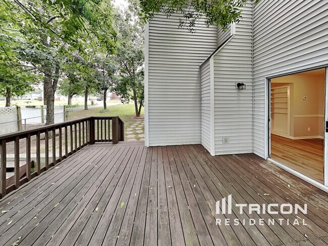 Building Photo - 80 Vincent Ln