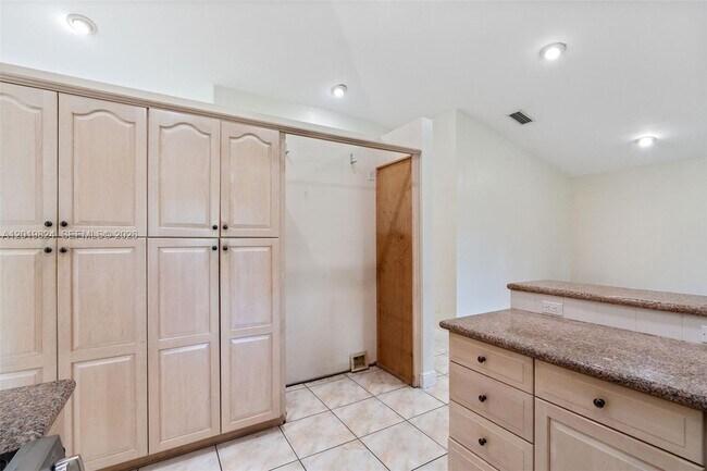 Building Photo - 16035 SW 173rd Ave