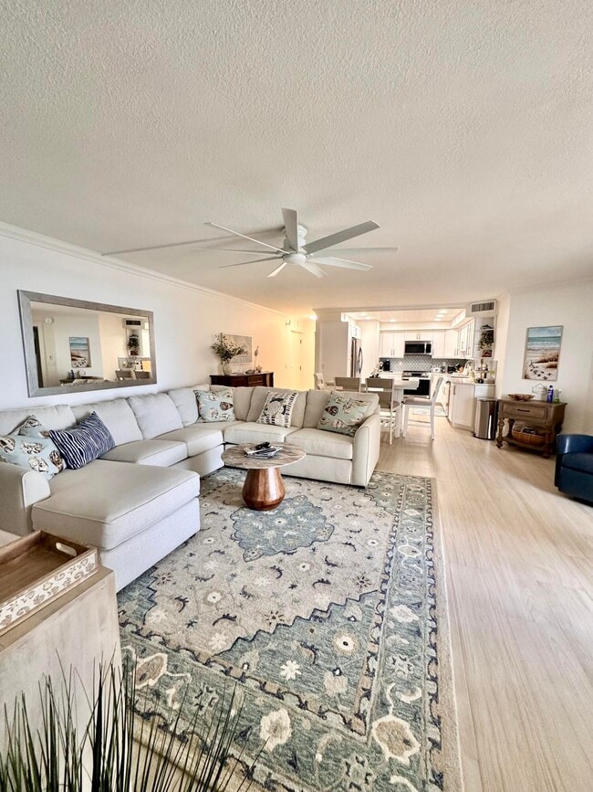 Building Photo - 2800 N Ocean Dr