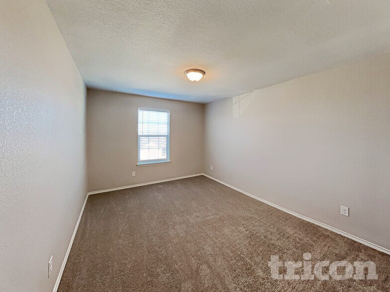 Building Photo - 7135 Aphrodite Mist