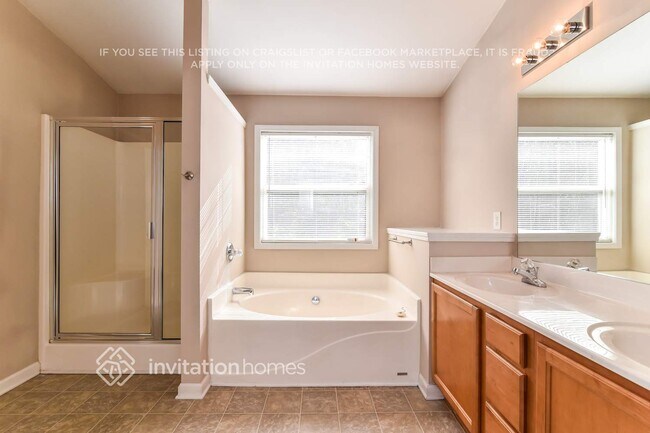 Building Photo - 2503 Winslow Ridge Dr NE