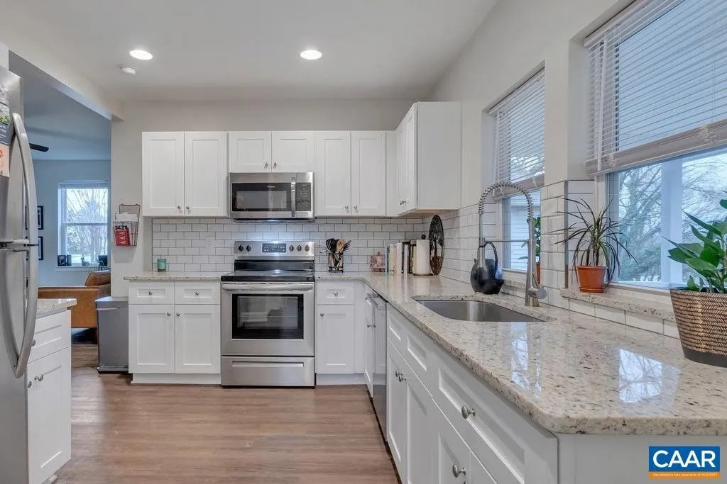 Building Photo - 1304 Poplar St