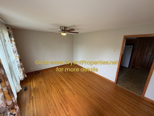 Building Photo - Single Home