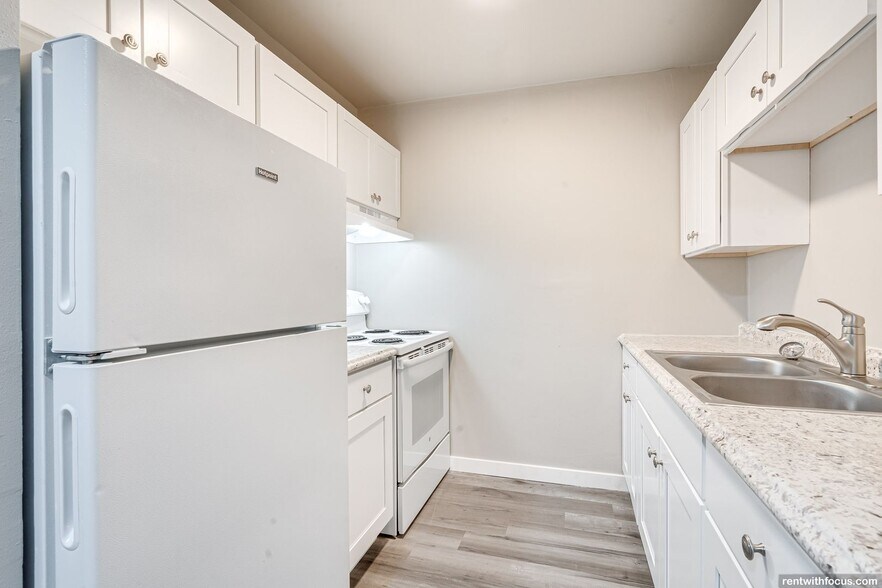 Interior Photo - EVERGREEN PLACE