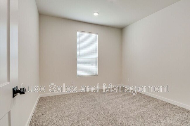 Building Photo - 8301 NW 163rd Ter