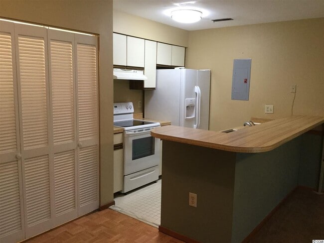 Building Photo - 4466 Little River Inn Ln