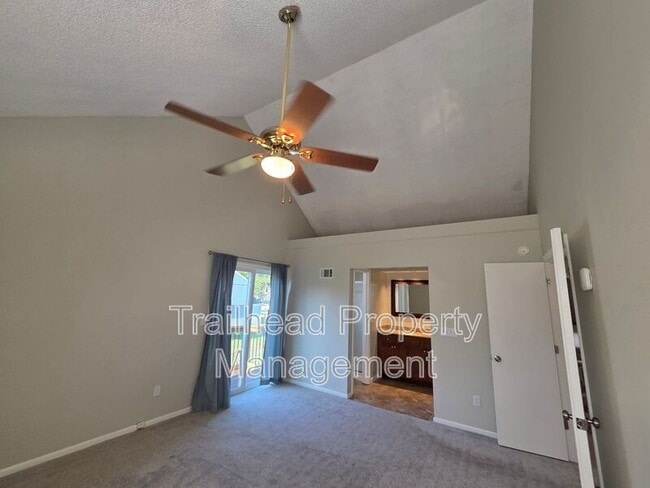 Building Photo - 13325 W 104th St