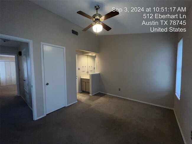 Building Photo - 512 Eberhart Ln