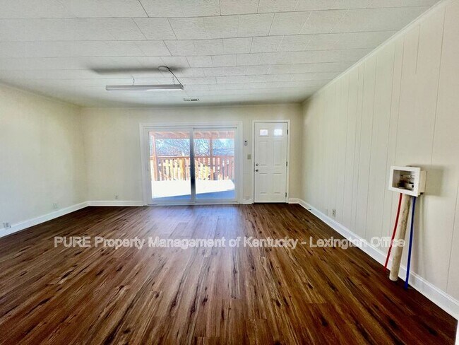 Building Photo - 810 Shelby Ave