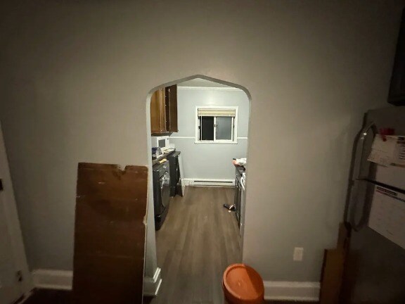 Building Photo - 419 Corner St