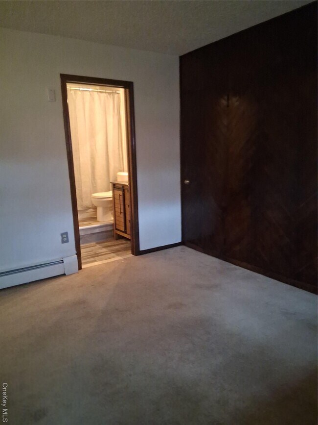 Building Photo - 18 Ugo Dr