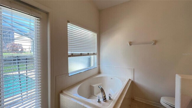 Building Photo - 16709 Fresh Meadow Dr