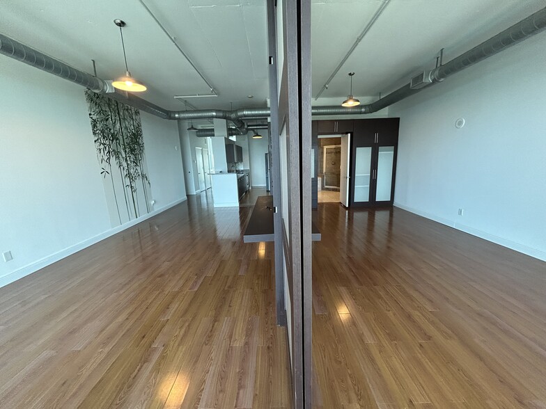 Building Photo - 3029 NE 188th St