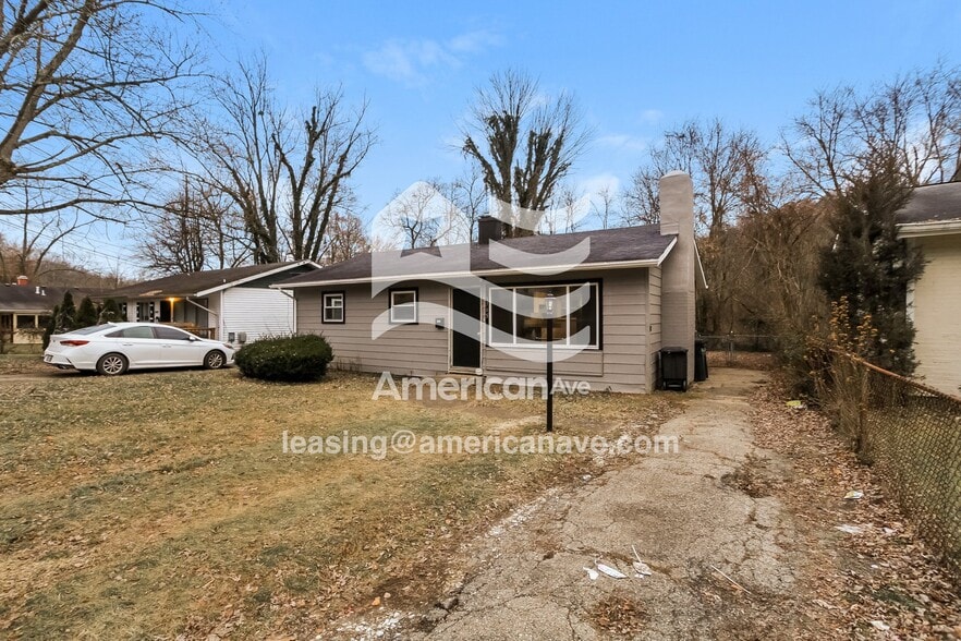 Building Photo - 1715 Monterey Ct