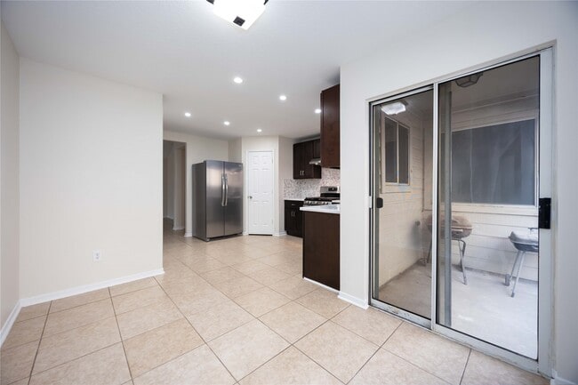 Building Photo - 19551 Dawn Canyon Rd