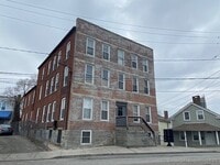 Building Photo - 40 Pearl St