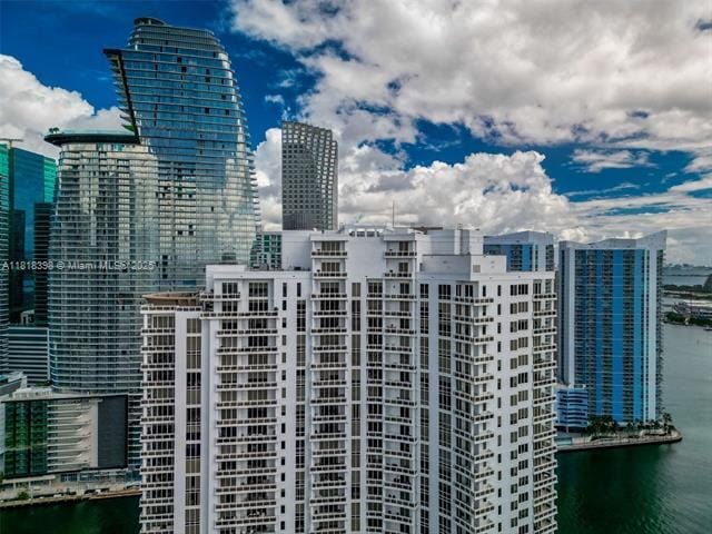 Building Photo - 901 Brickell Key Blvd