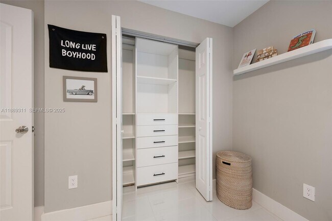 Building Photo - 3564 William Ave