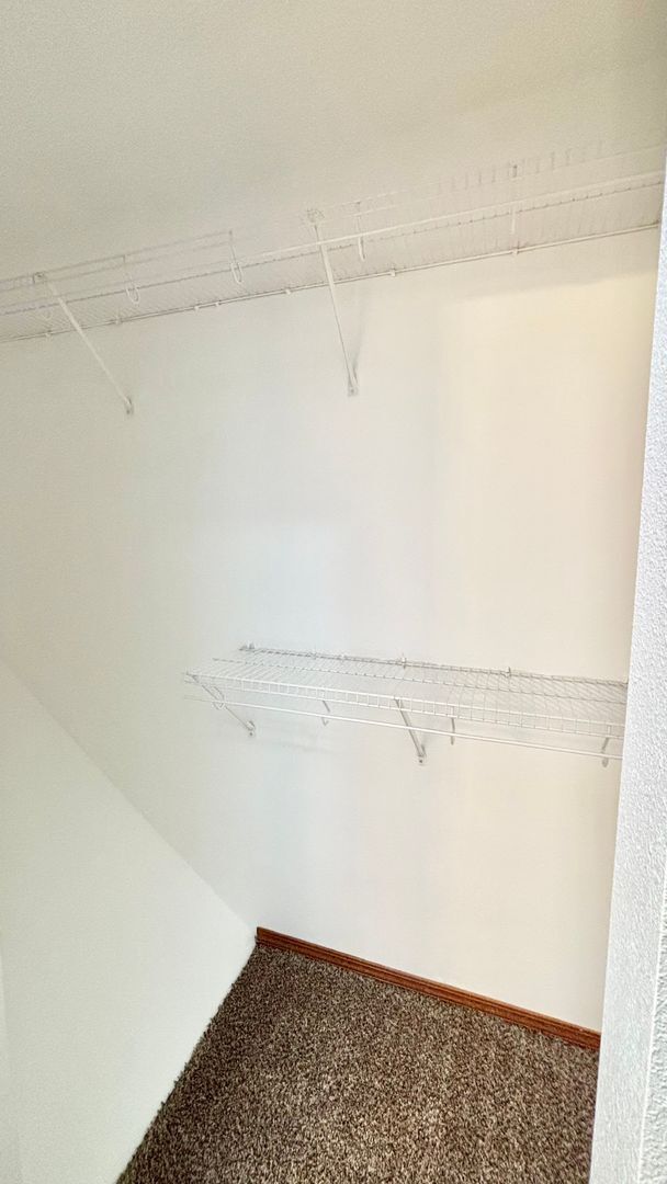 Building Photo - N0611