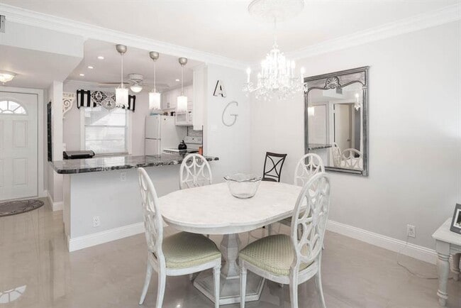 Building Photo - 7300 NW 5th Ct