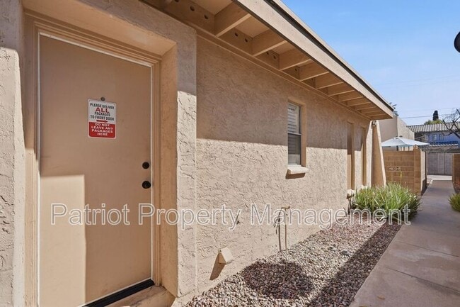 Building Photo - 231 N Robson