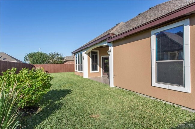 Building Photo - 1316 Poblano Ln
