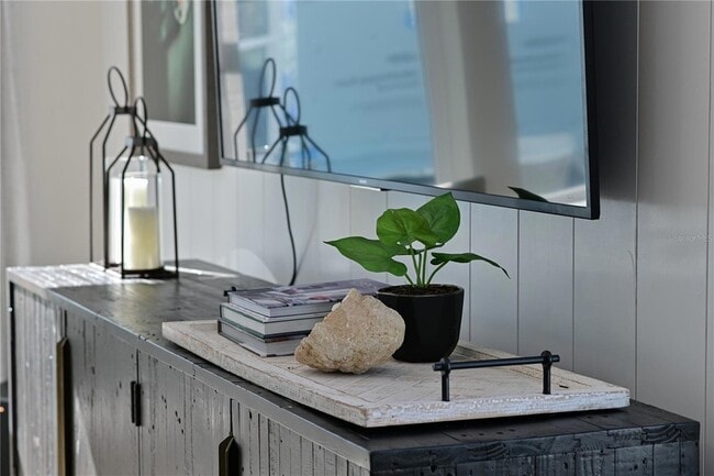 Building Photo - 2451 Mangum Ct