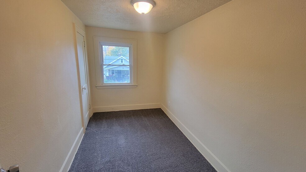 Building Photo - 955 Concord Ave