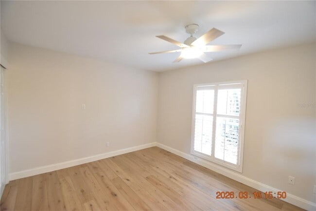 Building Photo - 571 Luzon Ave