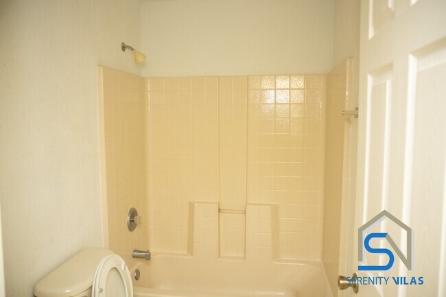 Building Photo - 4221 Wooley Ave