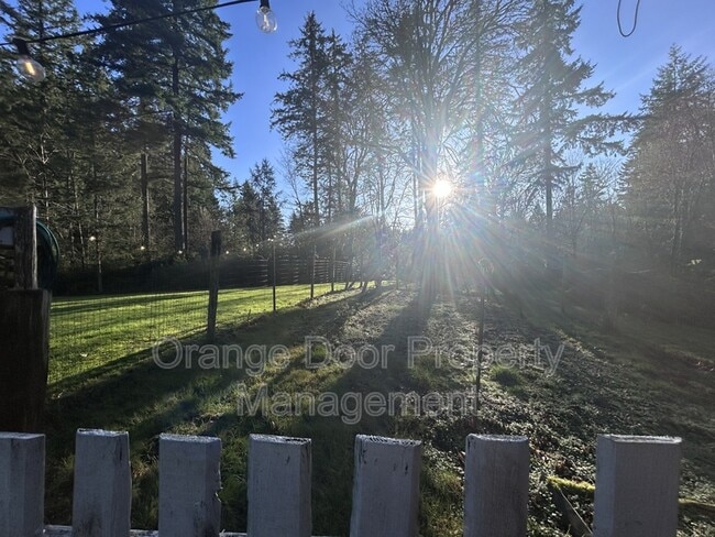 Building Photo - 9904 42nd St Ct NW