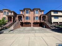 Building Photo - 235A Glen Ave