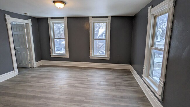 Building Photo - 229 Washington Ave