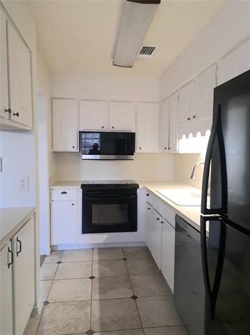 Building Photo - 955 Roaring Springs Rd