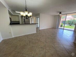 Building Photo - ANNUAL RENTAL - 1ST FLOOR 3 BED / 2 BATH C...