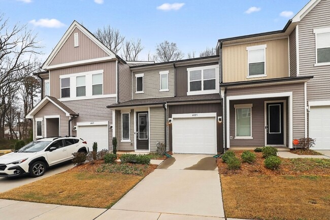 Building Photo - Brand NEW Townhome for RENT!