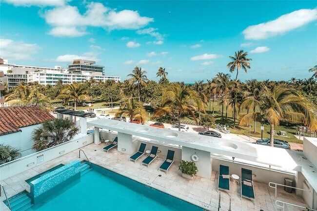 Building Photo - 200 Ocean Dr