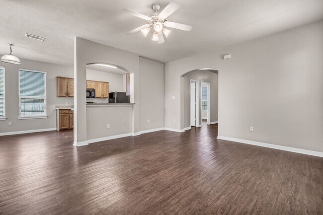 Building Photo - AUGUST 2026 MOVE IN!  Great 4 Bedroom 4 Bathroom Home