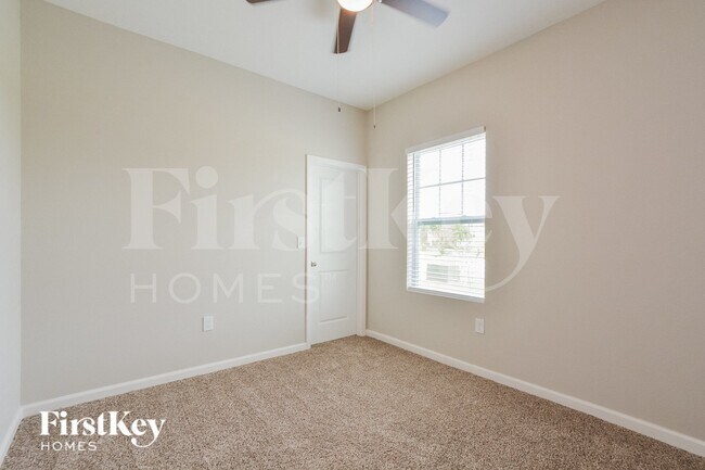 Building Photo - 4693 Osprey Way