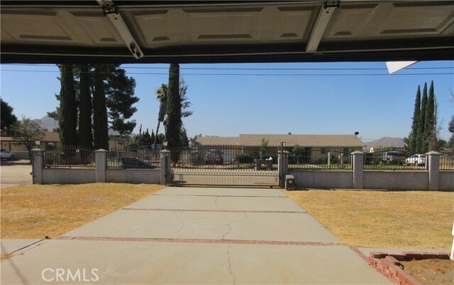 Building Photo - 29790 Cadena Dr