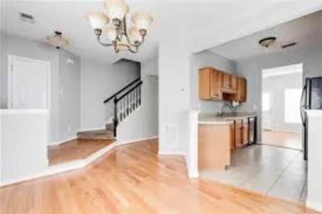 Building Photo - 5500 Millstream Ln