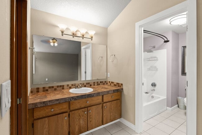Building Photo - West Beaverton, 3 Bedroom, 2.5 Bath on Large Lot