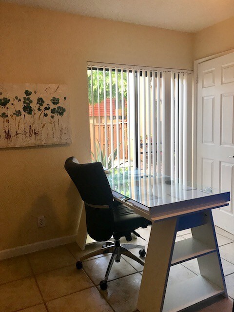 Building Photo - 8050 Severn Dr