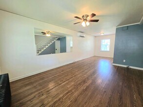 Building Photo - 2038 N Grands Ave