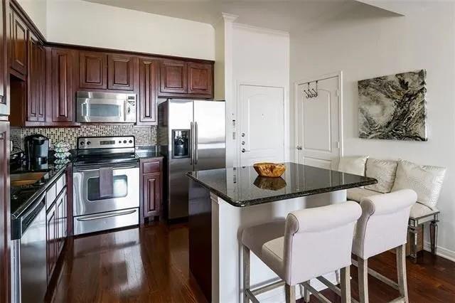 Building Photo - 3225 Turtle Creek Blvd