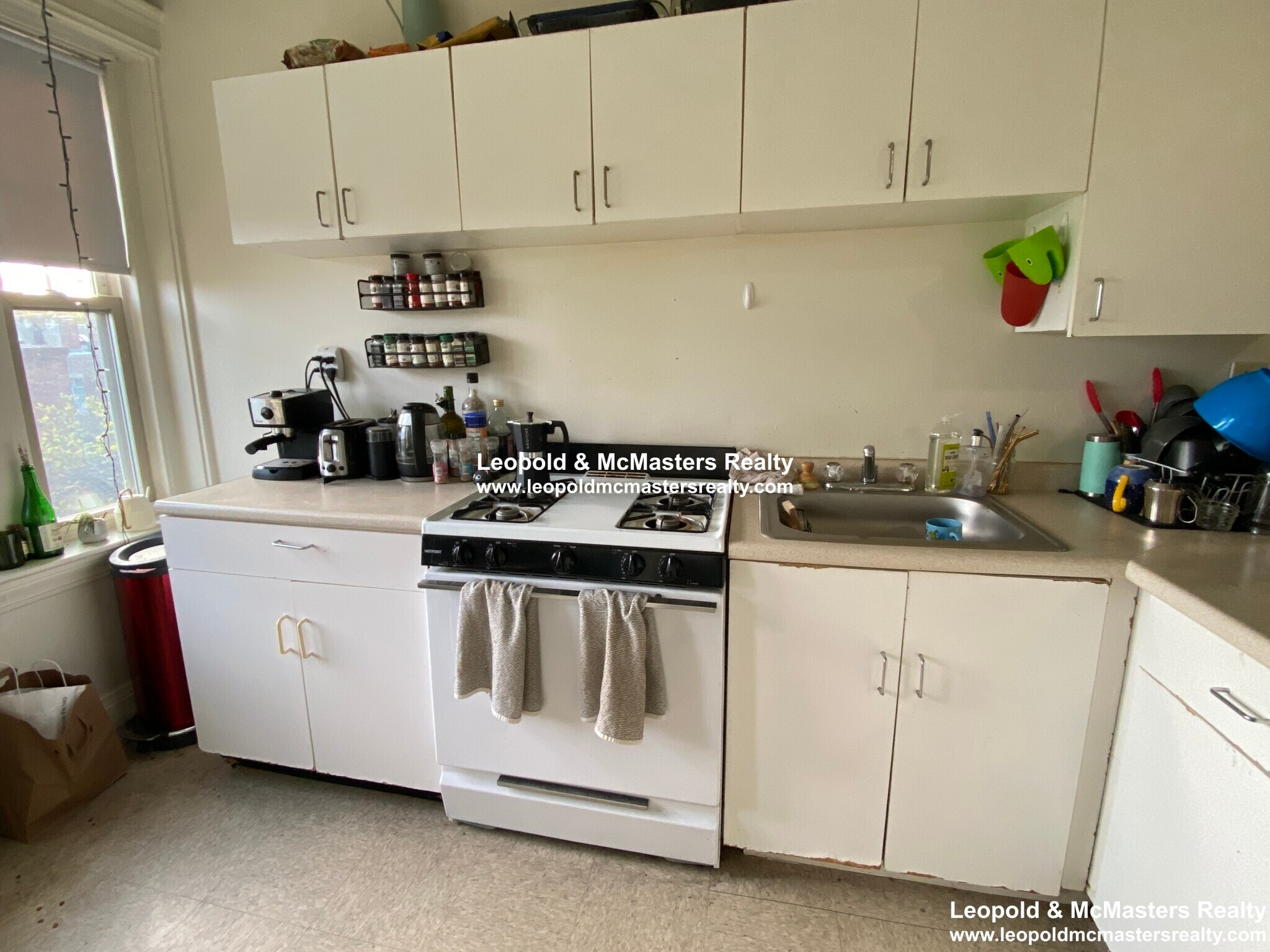 Building Photo - 1789 Beacon St